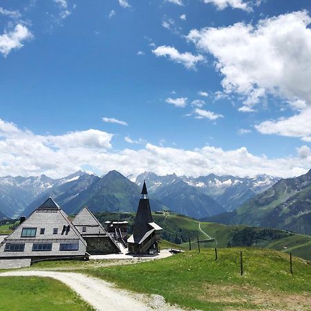 Hotel Schneekarhütte Mayrhofen Exterior foto